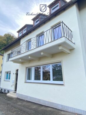 4 ZKB Wohnung mit Terrasse, 2 Balkonen + Garage in bevorzugter Lage, 66119 Saarbrücken / Sankt Arnual, Etagenwohnung