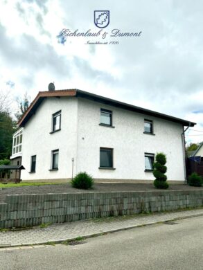 Freistehendes gepflegtes Einfamilienhaus mit Wintergarten + Garage, 66131 Saarbrücken / Ensheim, Einfamilienhaus