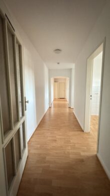 Helle gepflegte 3 ZKB Wohnung in Stadennähe, 66121 Saarbrücken, Dachgeschosswohnung