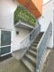Helle 3-ZKB Maisonette-Wohnung mit Dachterrasse + Stellplatz - Treppe zur Wohnung