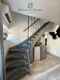 Wohn- und Geschäftshaus plus Nebengebäude und Grundstück - Ferienhaus Treppe zum OG