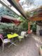 Wohn- und Geschäftshaus plus Nebengebäude und Grundstück - Terrasse Kaffee Floral