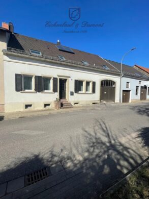 Zweifamilienhaus mit Gewerbeanteil: Halle, Werkstatt, Garagen, über 800m² Gesamtfläche, 66399 Mandelbachtal, Haus