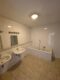 Gepflegtes Reihenhaus, stadtnah mit Garten und eigener Garage - Badezimmer