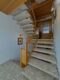 Sehr gepflegtes 2-Familienhaus mit Gartenparadies + Garage - Treppe zum OG