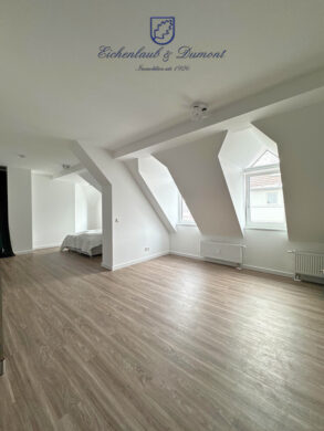 Sanierte 2-ZKB mit EBK am Beethovenplatz, perfekte City-Lage, 66111 Saarbrücken, Etagenwohnung