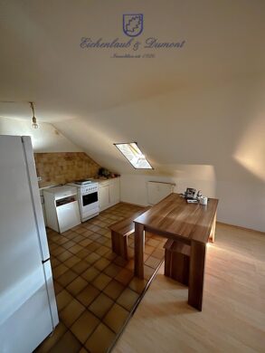 Gepflegte 2-ZKB-DG-Wohnung in Güdingen, 66119 Saarbrücken / Schönbach, Dachgeschosswohnung