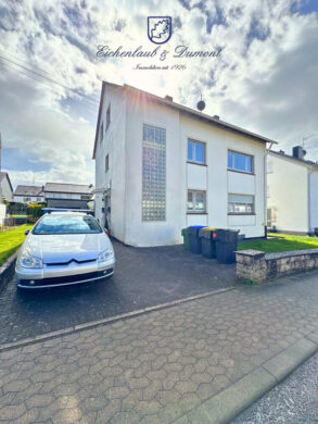 Freiistehendes gepflegtes 2-3 FH mit Wintergarten, Garage, sofort verfügbar, 66130 Saarbrücken / Brebach, Mehrfamilienhaus