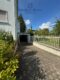 Gepflegtes 2-3 Familienhaus mit Garten + Garage, sofort verfügbar - Stellplätze und Garage