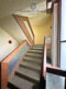 Einfamilienhaus mit ELW, tolles Grundstück mit Panoramablick über Saarbrücken - Treppe zum 1.OG