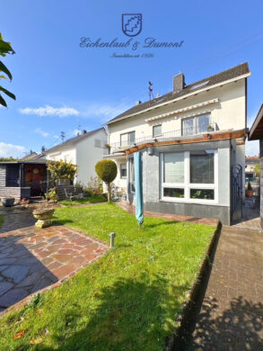 Freistehendes gepflegtes 2-3 FH mit Wintergarten, Garage, sofort verfügbar, 66130 Saarbrücken / Brebach, Mehrfamilienhaus