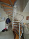 Attraktiv vermietete 3-ZKB Maisonette: Terrasse, Stellplatz, saniert mit neuem Dach und Fenstern - Treppe zum 2.OG