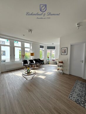 Sanierte 2-ZKB mit EBK am Beethovenplatz, perfekte City-Lage, 66111 Saarbrücken, Etagenwohnung