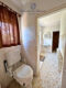 "Bellevue im Dornröschenschlaf", Haus in Top-Lage. Sackgasse am Waldrand. - Toilette OG