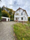 2-3 Familienhaus mit Einfahrt und Garagen in guter Lage von Fechingen - Ansicht