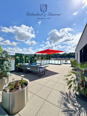 Neuwertiges luxuriöses + energieeffizientes Penthouse mit EBK + 2 TG-Stellplätzen, 66129 Saarbrücken / Bübingen, Penthousewohnung