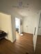 Hochwertig renovierte und möblierte 2-ZKB mit EBK, Terrasse + Garage - Ansicht Flur