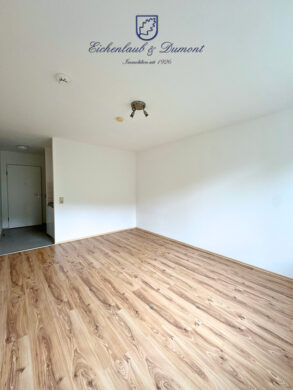 Helles 1-Zimmer-Apartment mit Küche, Uni-Nähe, zentral in Saarbrücken-Scheidt, 66133 Saarbrücken / Scheidt, Etagenwohnung