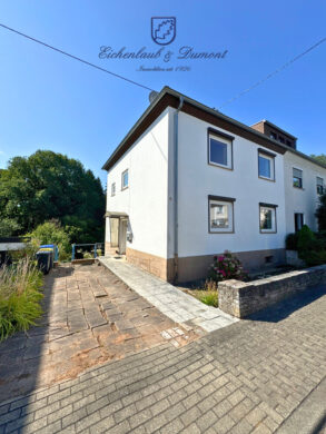 Schönes Einfamilienhaus in bevorzugter Waldrandlage auf der Unner, 66130 Saarbrücken / Güdingen, Einfamilienhaus