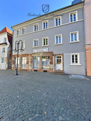 Hochwertig saniertes Zweifamilien-Stadthaus auf dem St. Johanner Markt, 66111 Saarbrücken / Sankt Johann, Zweifamilienhaus